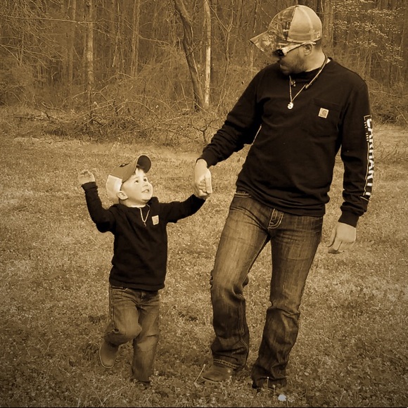 Meet Jesse, Your Thrift Store attendant, Enjoy! - Picture 4 of 8